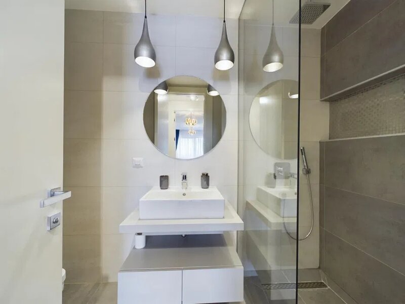 Barbu Vacarescu, 102 The Address,